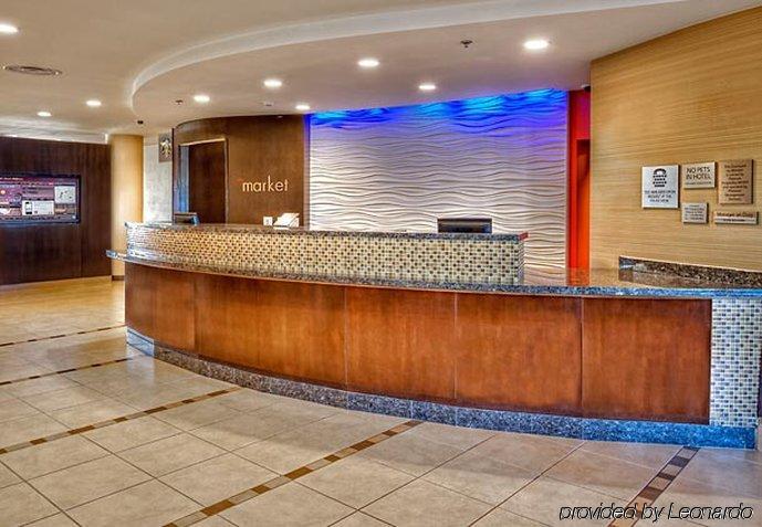 Hotel Courtyard By Marriott